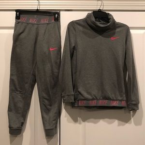 Nike girls jogging hoodie and pants